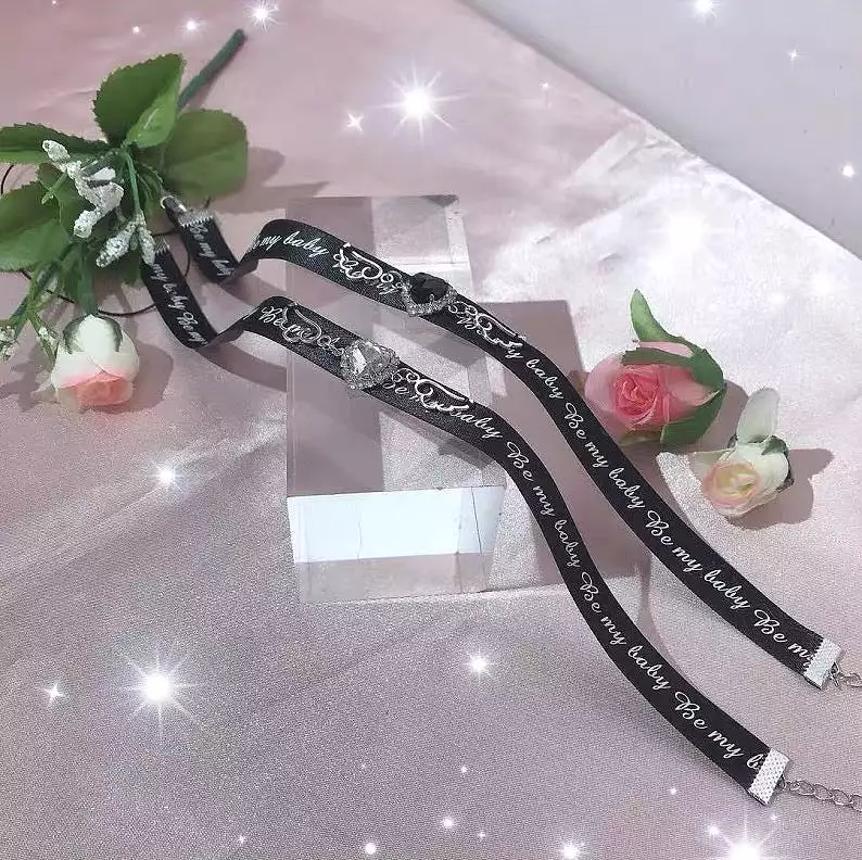 Black letter jiraikei choker