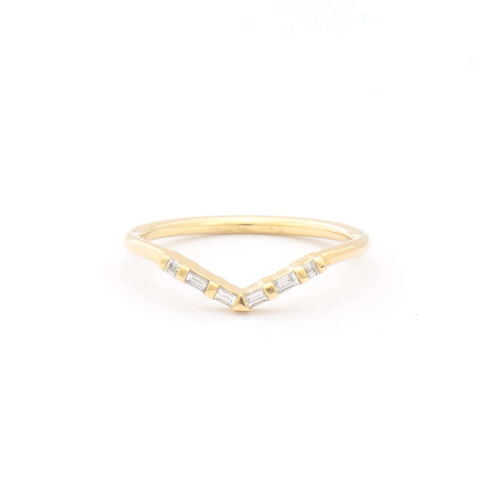 Chevron Wedding Ring with Baguette Diamonds