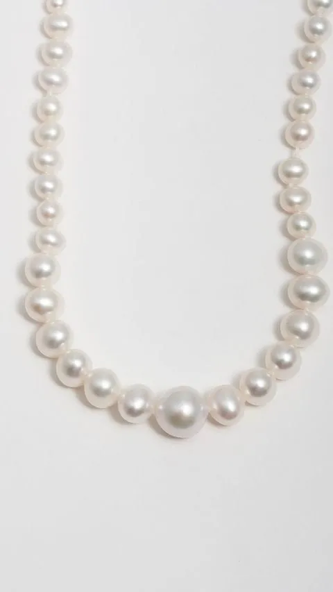 'Genesis' Pearl Necklace