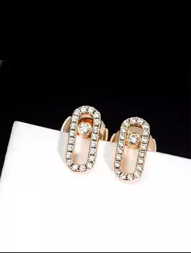 Luxury Gold Earrings Personality Design Sense Simple Earrings S4447171