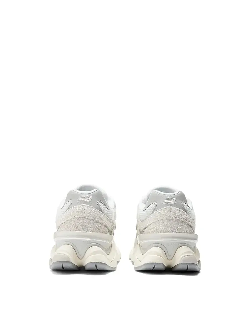 New Balance 9060 Trainers Sea Salt / Rain Cloud