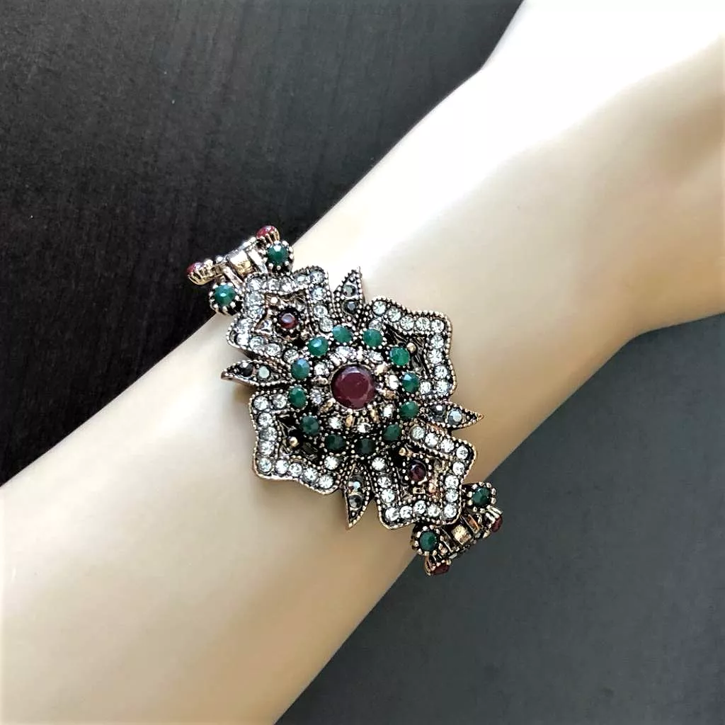 Red and Green Antique Gold Crystal Bracelet