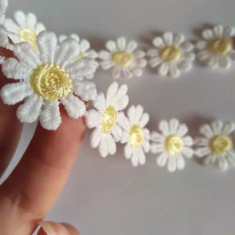 SWEET DAISY CHOKER BY40402